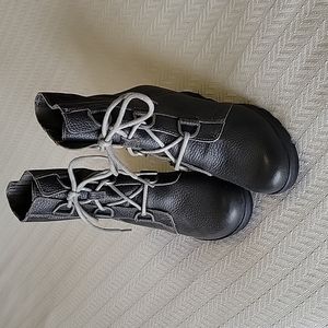 SOREL WEDGE BOOTS